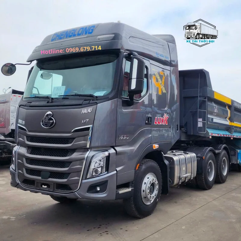 Xe đầu kéo ChengLong H7 445HP cầu 16 tấn kéo ben