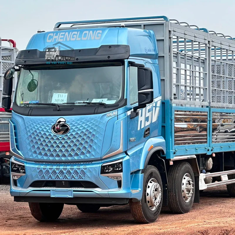 Xe tải nặng ChengLong 4 chân H5V 310HP vỉ mở