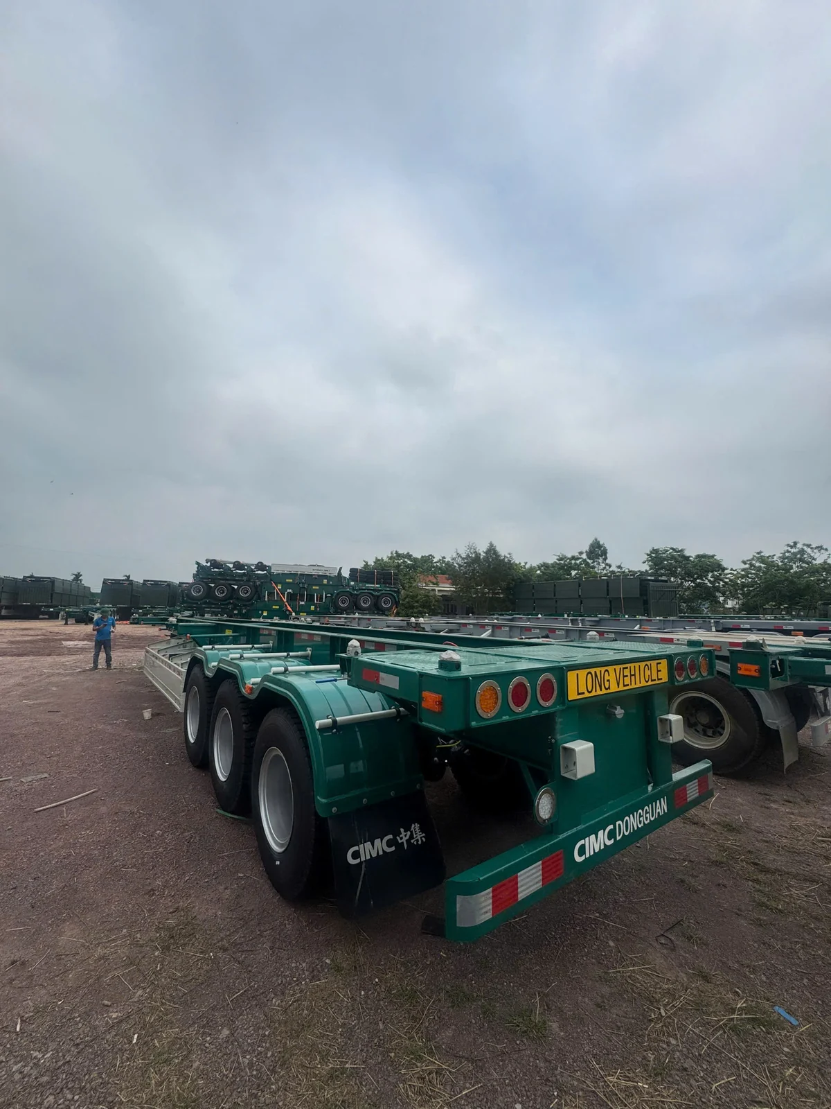 Sơmi rơ mooc xương 45ft 3 trục CIMC